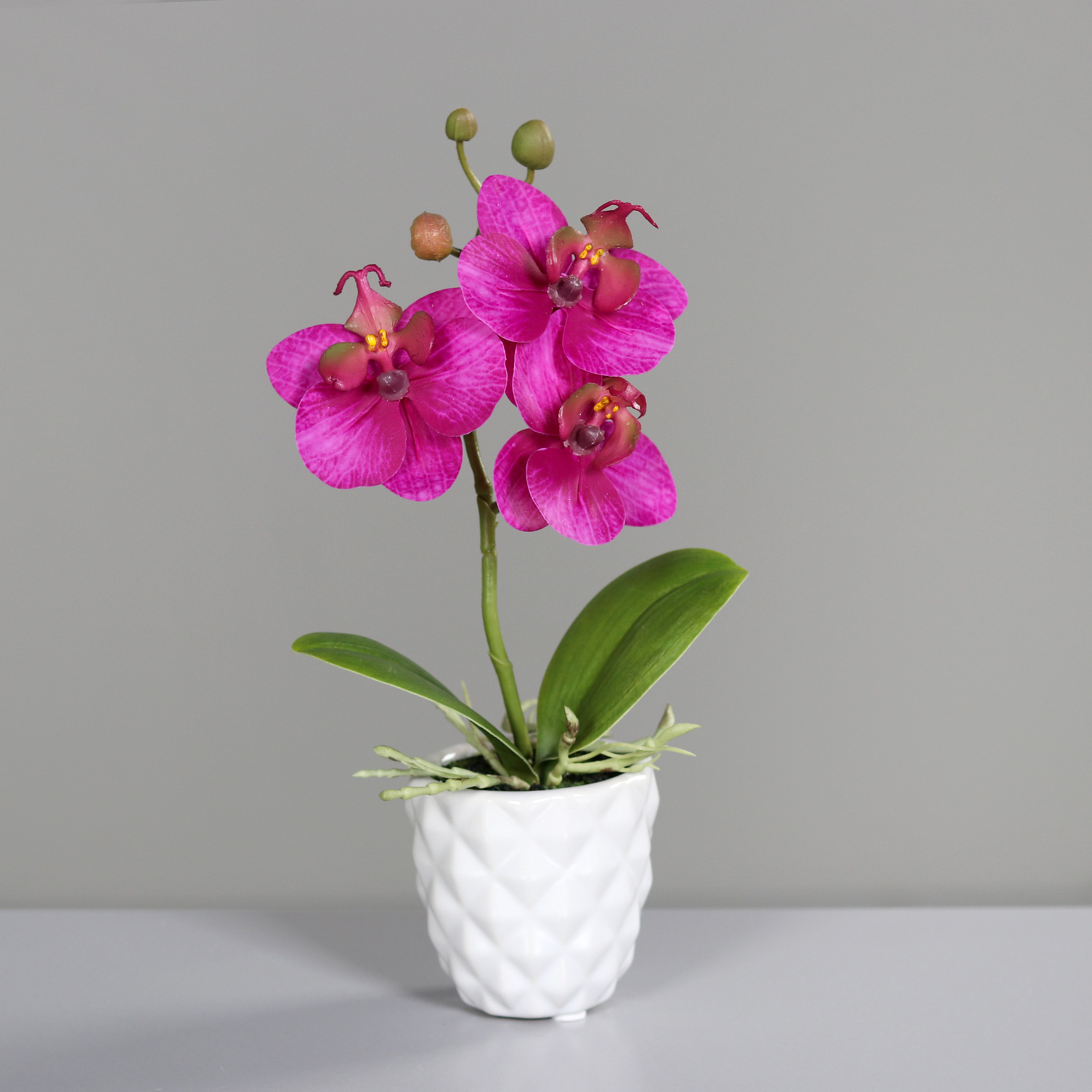 Mini Orchidee Real Touch 24cm fuchsia im weißen Keramiktopf DP künstliche Blumen Kunstpflanzen