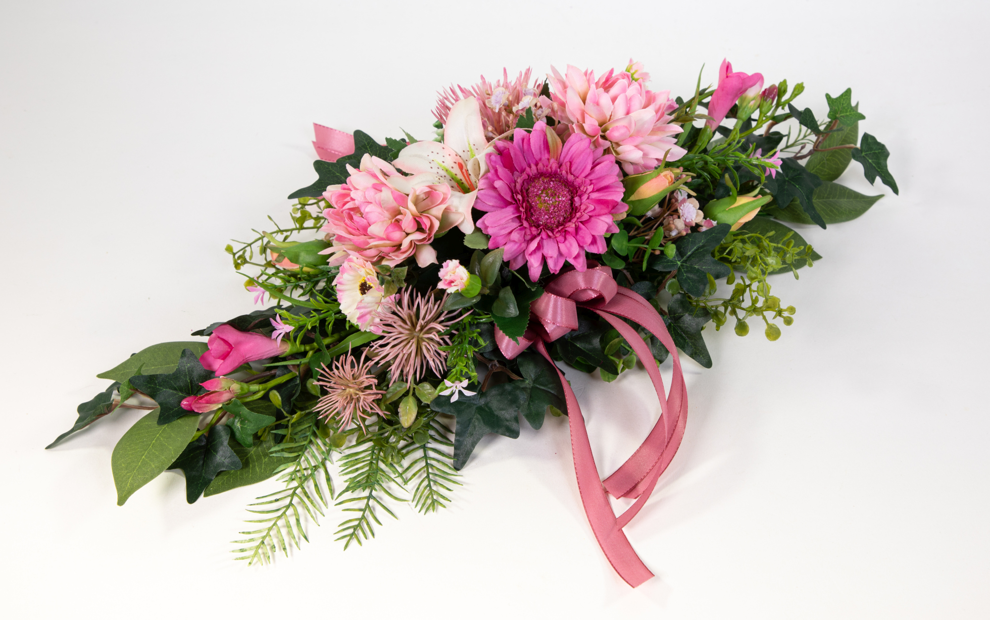 Tischgesteck länglich 50cm rosa-pink mit Gerbera und Lilie Kunstblumen künstliche Blumen