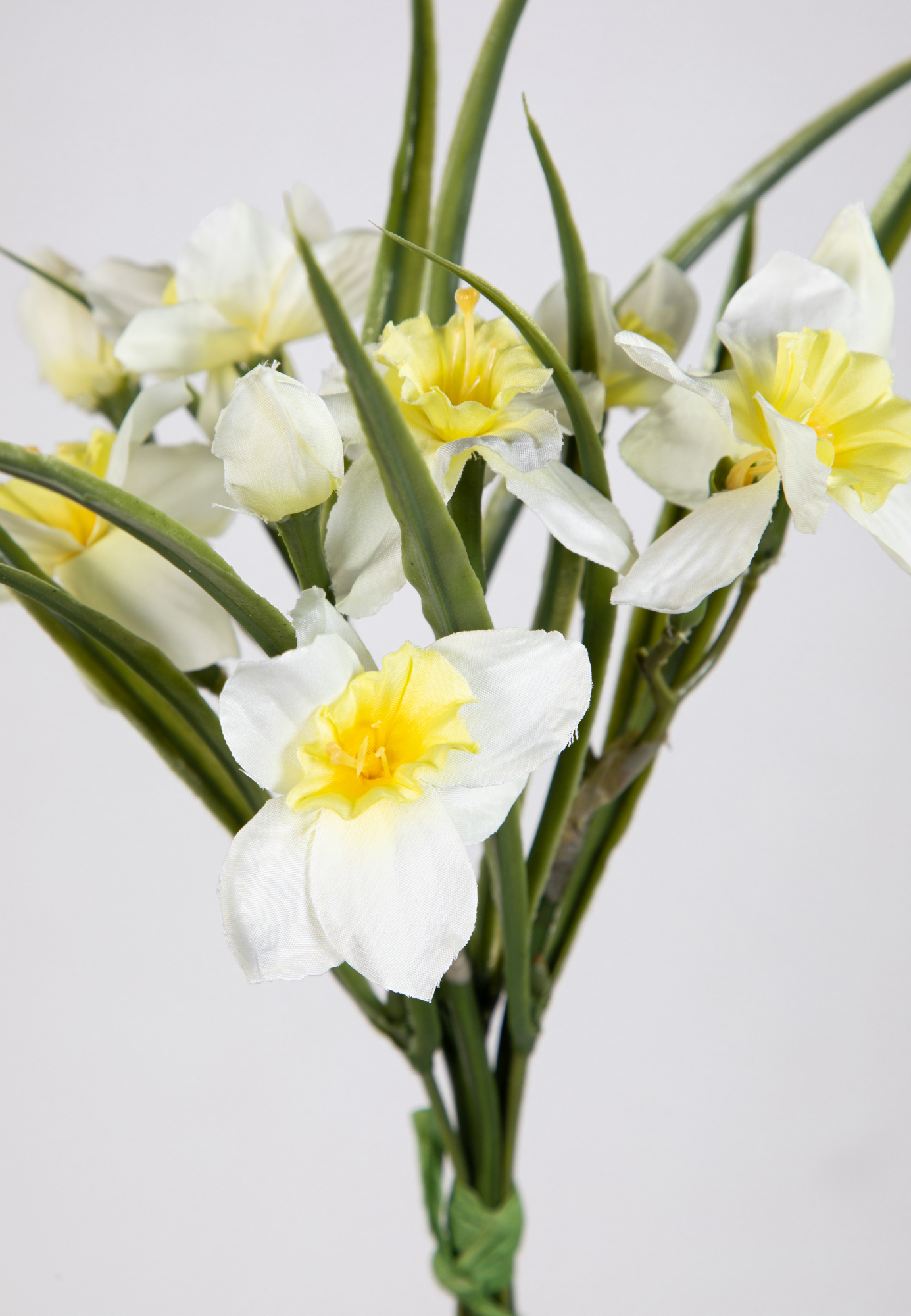 Narzissenbund mit Gras 36cm künstliche Osterglocken Narzissen GA Blumen weiß Kunstblumen