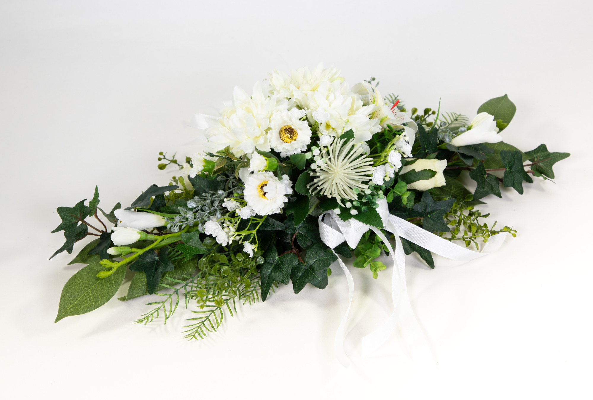 Tischgesteck länglich 60cm weiß mit Gerbera und Lilie Kunstblumen künstliche Blumen Gesteck